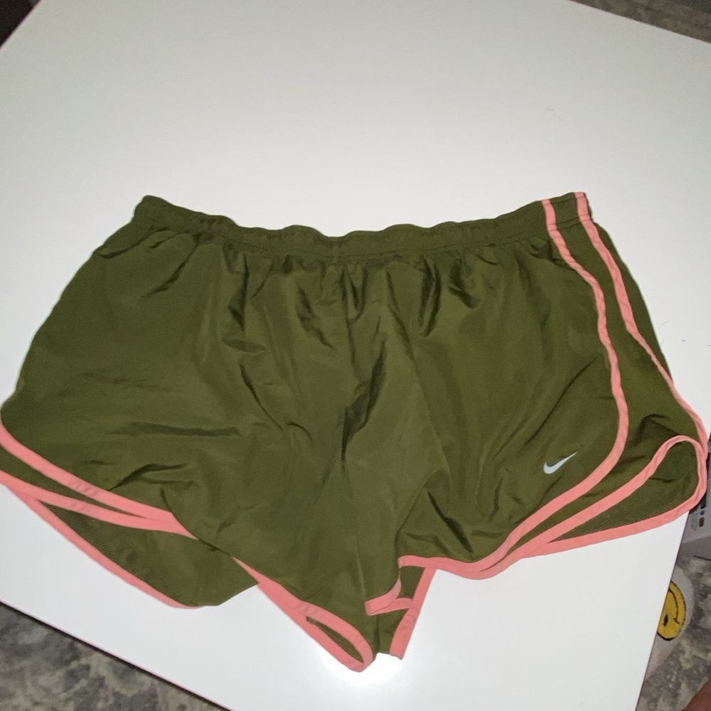 Nike tempo running shorts